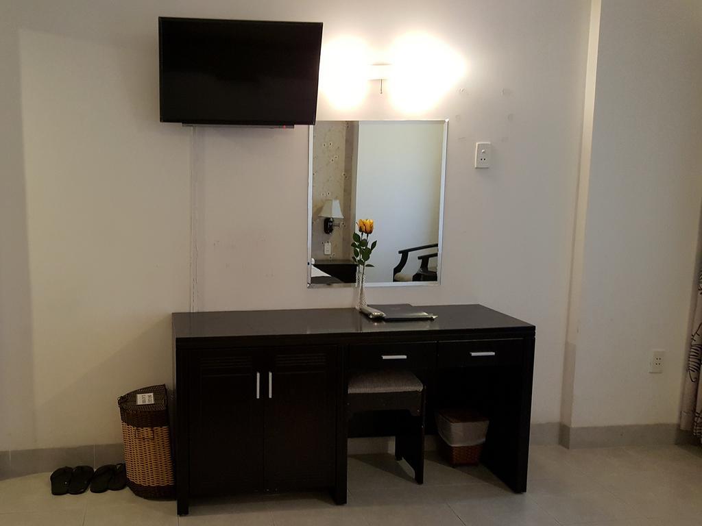 Hoang Vinh Hotel Ho Chi Minh City Exterior photo